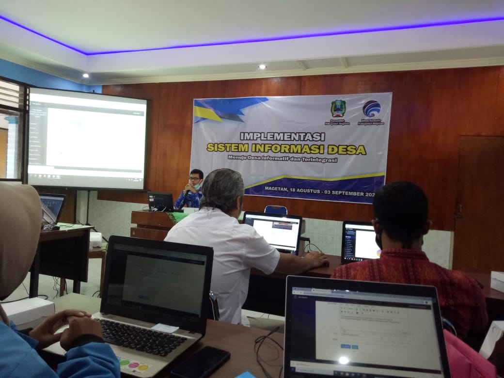 PELATIHAN IMPLEMENTASI SISTEM INFORMASI DESA